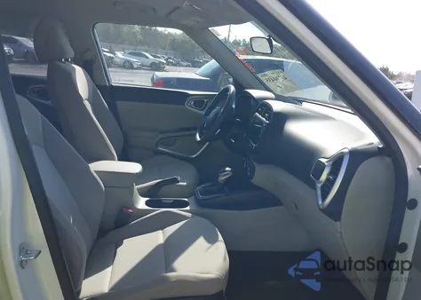 2023 Kia Soul Lx z USA, uszkodzony, nr VIN KNDJ23AU6P7875215